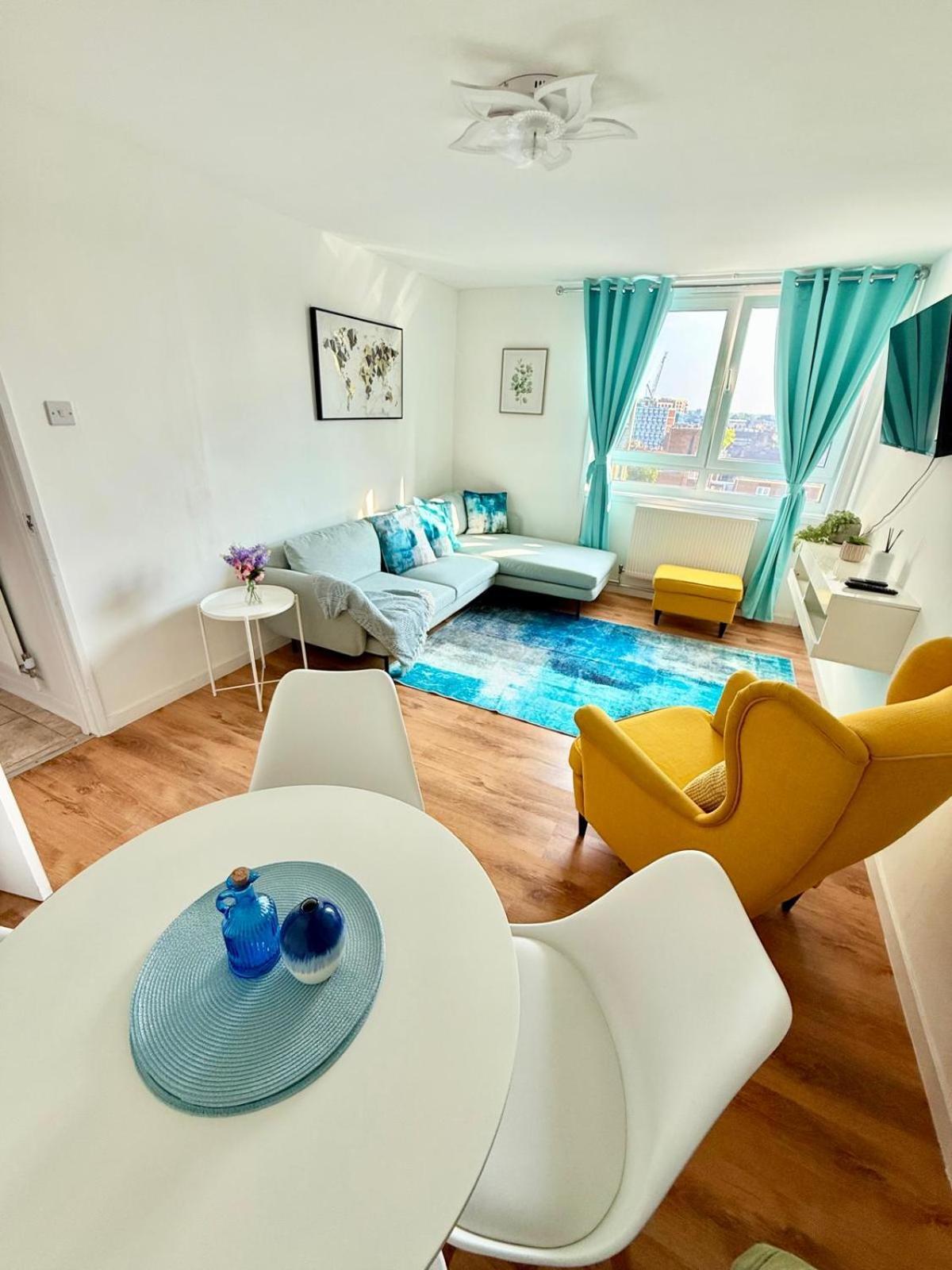 Modern 3bed Flat-central *
